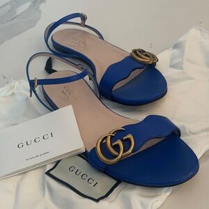 Blue iconic Gucci Marmont Flat Sandals